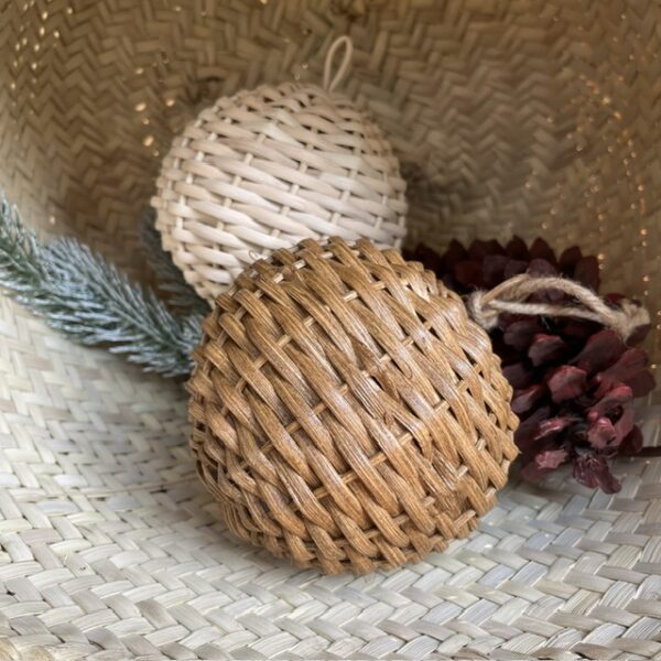 Esfera de mimbre